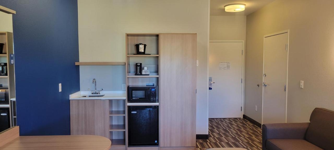 Microtel Inn & Suites By Wyndham Fountain Fort Carson מראה חיצוני תמונה