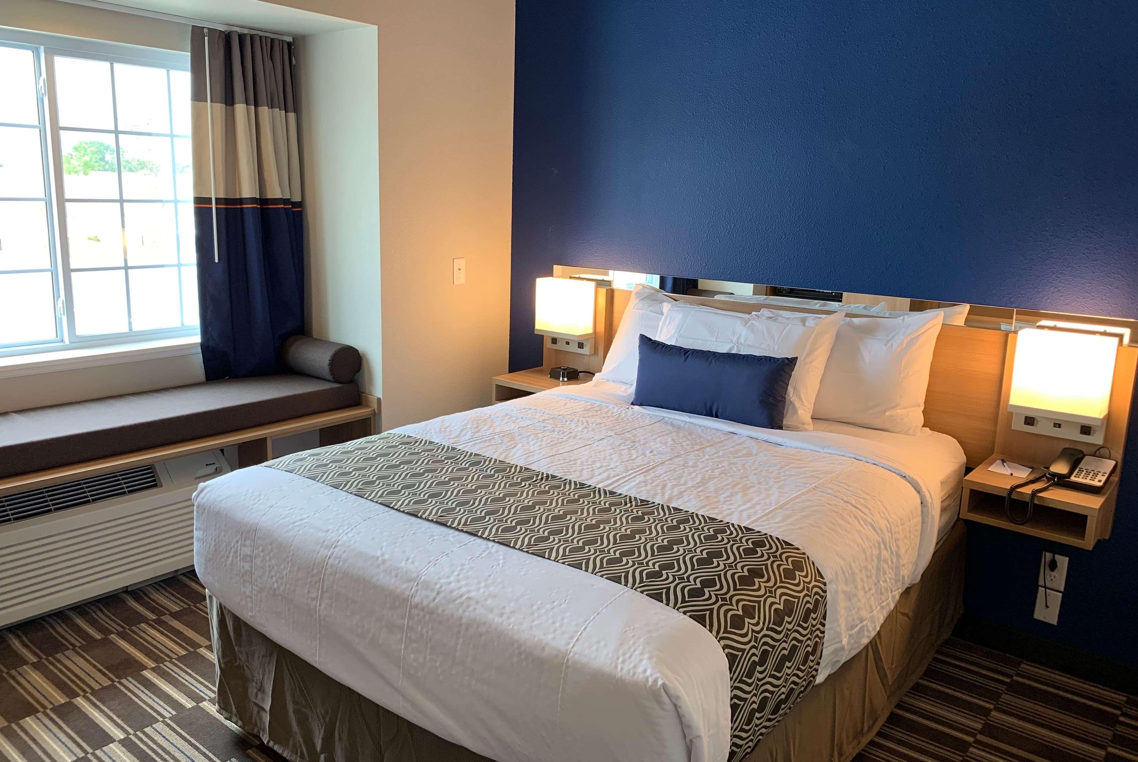 Microtel Inn & Suites By Wyndham Fountain Fort Carson מראה חיצוני תמונה